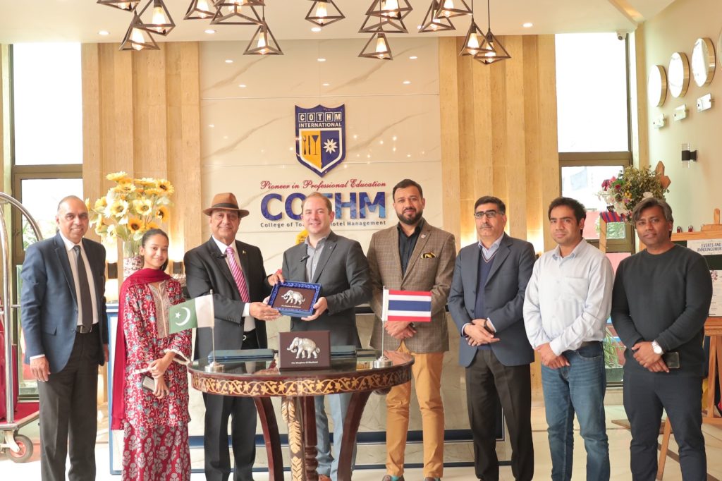 COTHM & Dusit Thani College Bangkok sign exclusive strategic partnership to open international opportunities for COTHM students