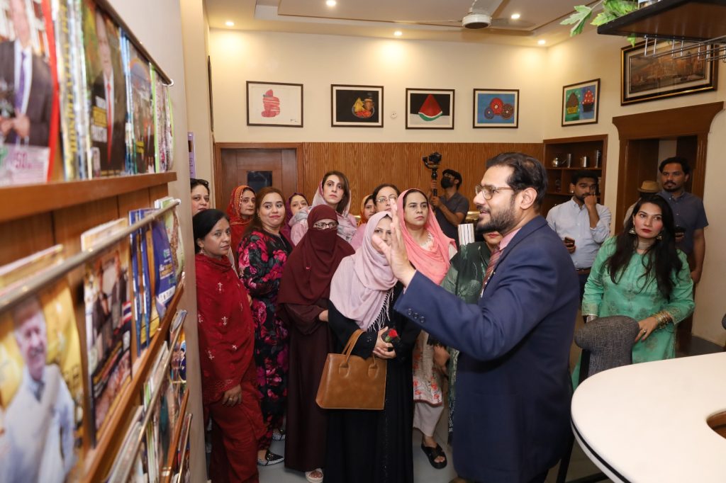 guided guests and mothers through a detailed campus tour