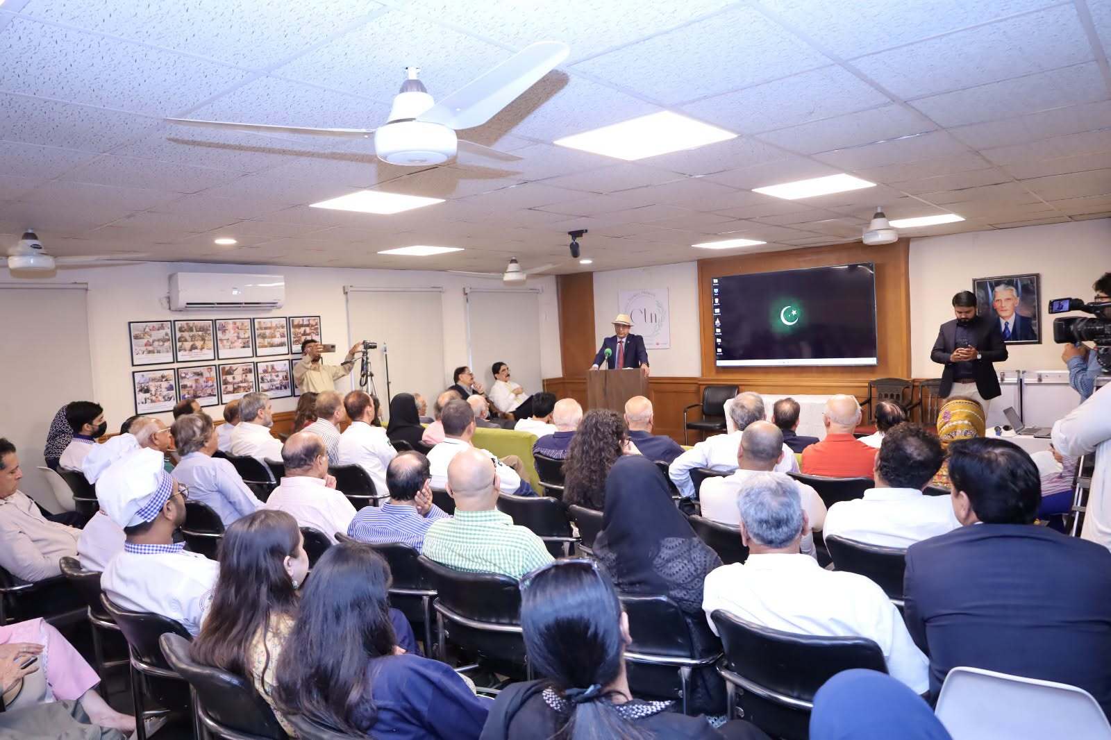 CTN Pakistan restaurant business session