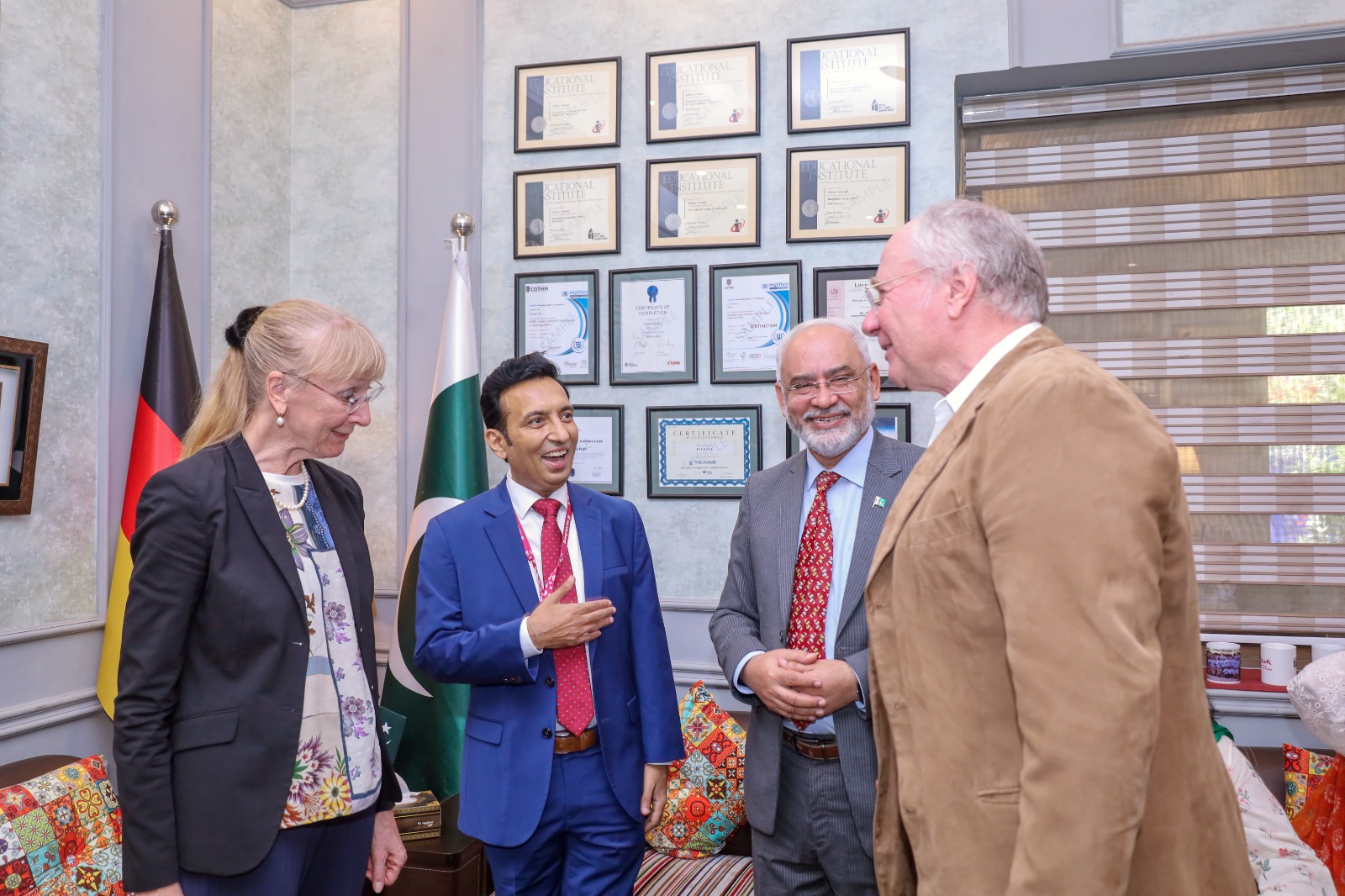 Klaus Kreutz discussing tourism education at COTHM Pakistan